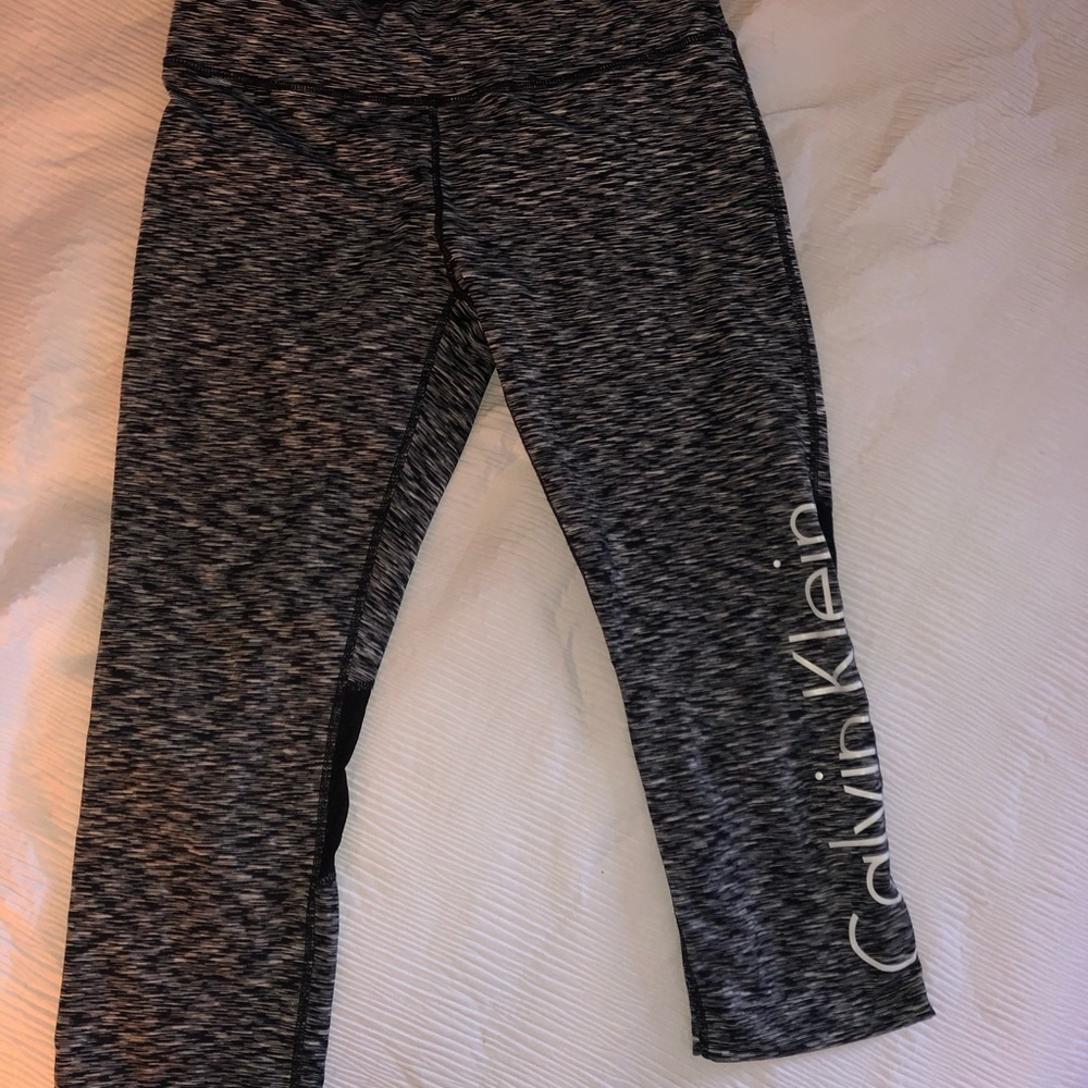 Calvin Klein cropped leggings